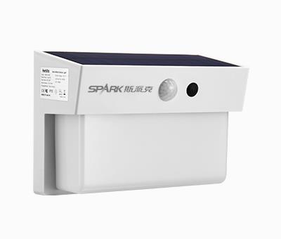 Característiques de rendiment de la làmpada de paret intel·ligent LED solar- ...